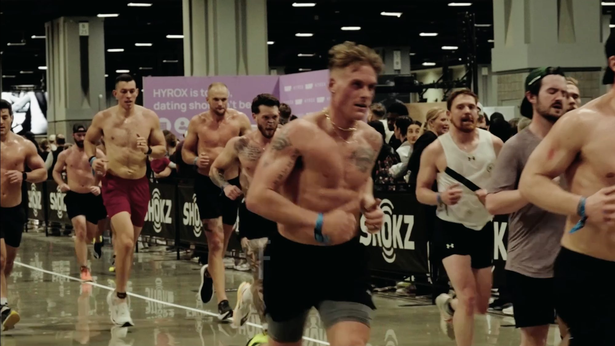 Athletes on the run loop at HYROX